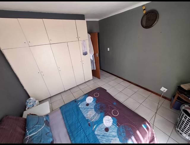 2 BEDROOM APARTMENT FOR SALE IN VILLIERIA